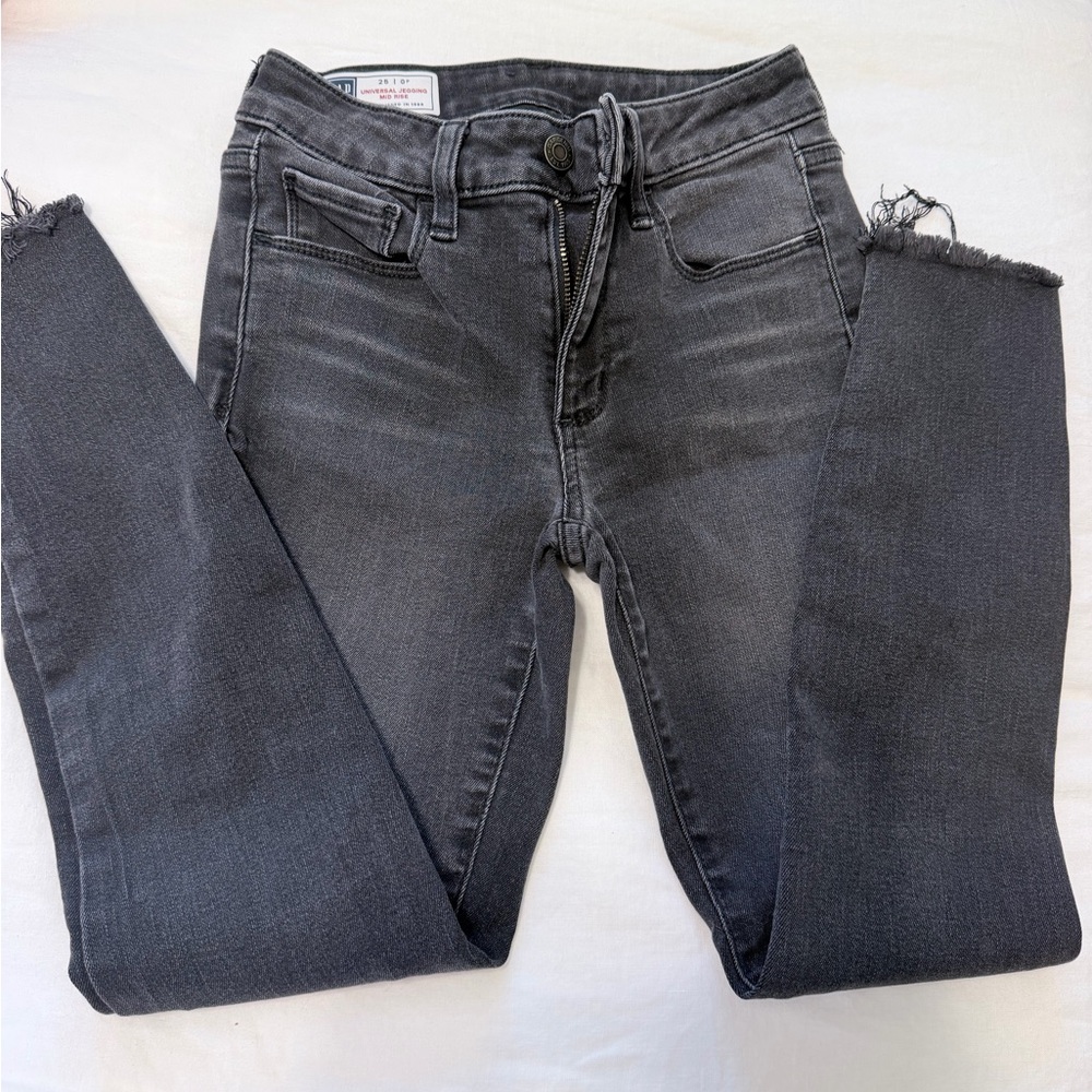 GAP Women's Black Washed Skinny Jeans